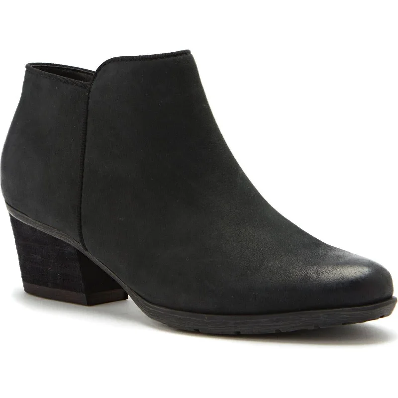 Blondo Womens Villa Suede Waterproof Ankle Boots