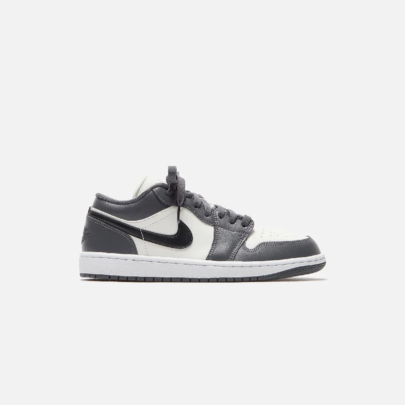 Jordan WMNS Air Jordan 1 Low - Sail / Off Noir / Dark Grey / White