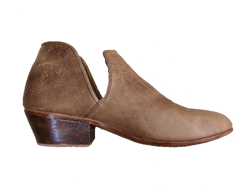 Light Brown Leather Vaquera