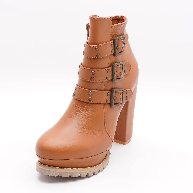 Marca Brown Ankle Boots